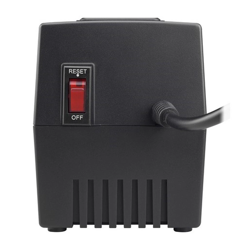 Стабилизатор напряжения электрического тока APC Line-R 600VA Automatic Voltage Regulator, 3 Schuko Outlets, 230V (существенное повреждение коробки)